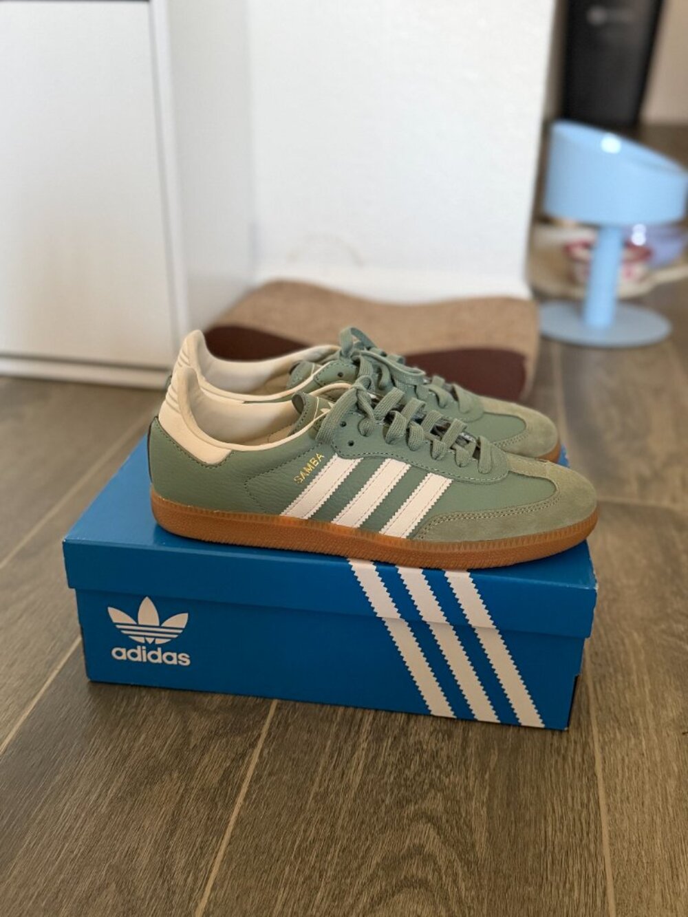 Adidas Samba OG Silver Green – Women's Size 9 – Original Box Included - Picture 3 of 4